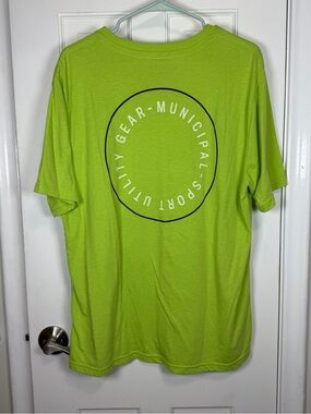 Men's Municipal Short-Sleeve Crew T-Shirt in Lime Green with Circle Chest Logo L